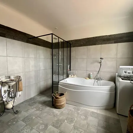 Casa vacanze Maison Paisible Avec Parking - 6 Pers. - Fr-1-495-158