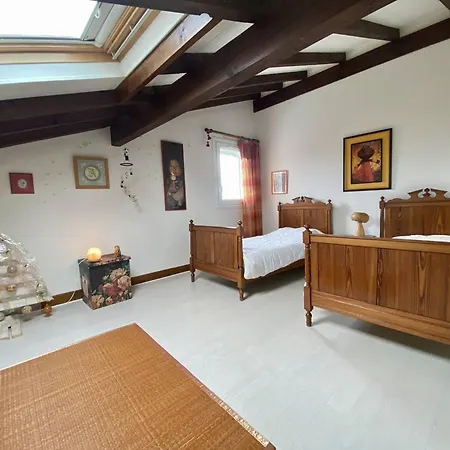Maison Paisible Avec Parking - 6 Pers. - Fr-1-495-158