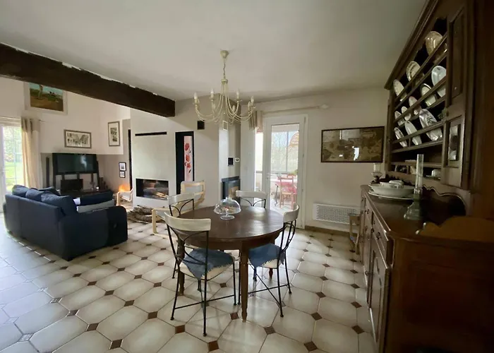 Casa vacanze Maison Paisible Avec Parking - 6 Pers. - Fr-1-495-158